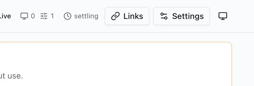 The controller's top bar, with the Links button outlined, between the status and Settings.